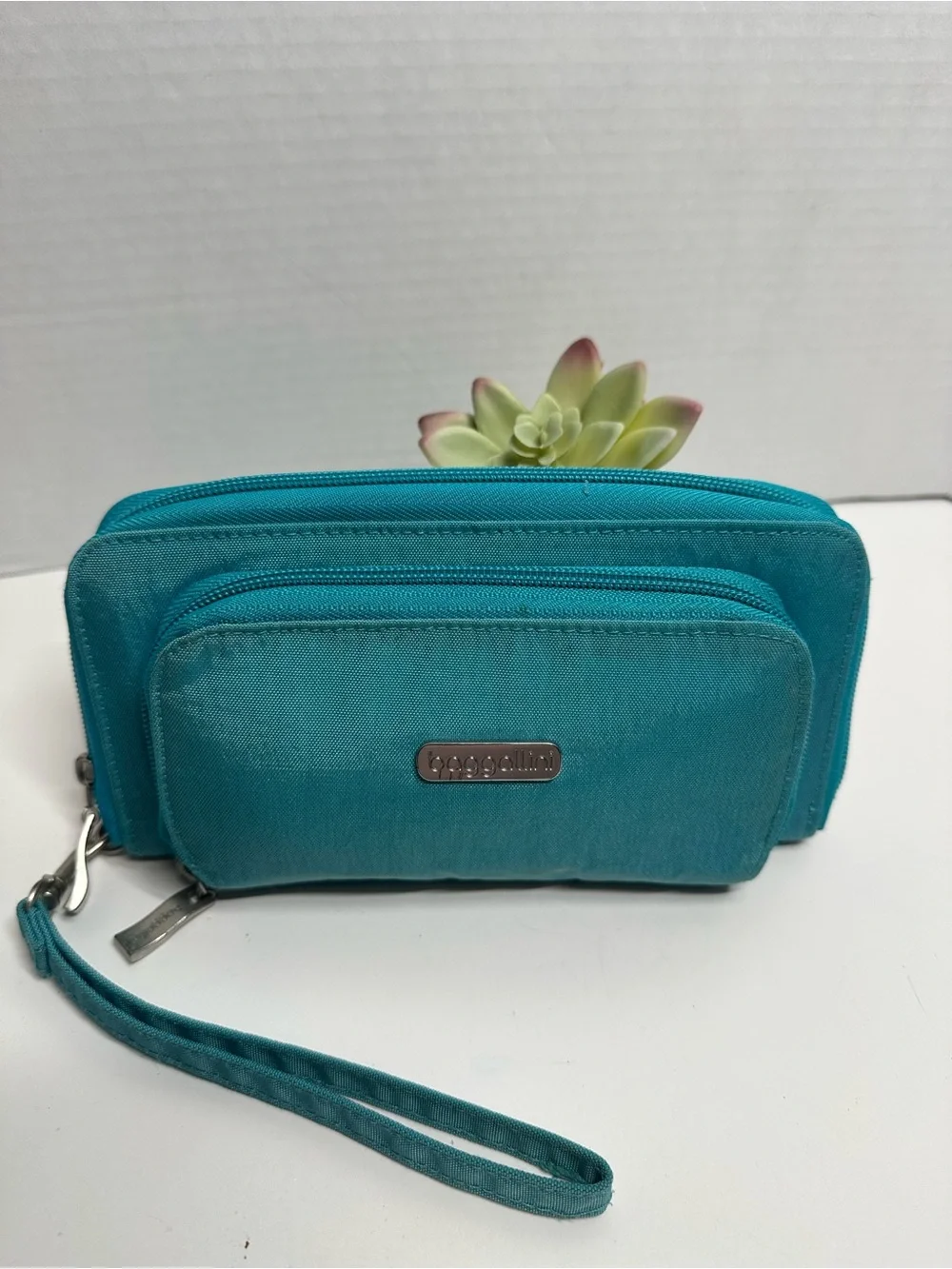 Teal Wristlet Organizer - Compact Women's wallet